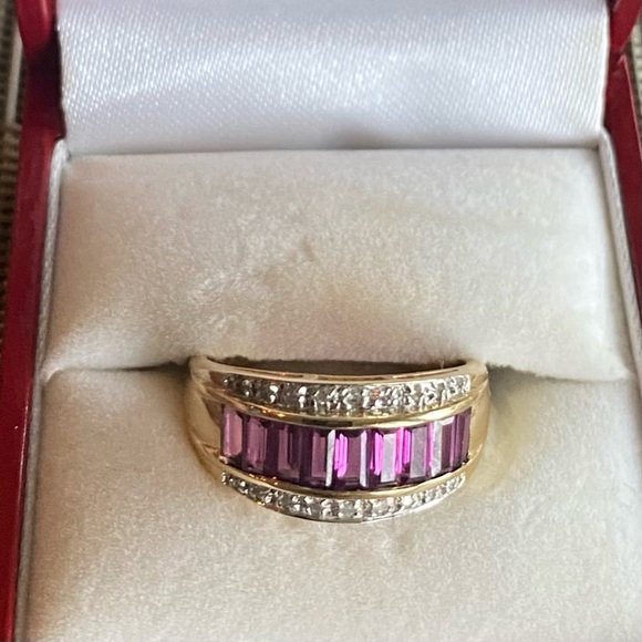 14K Gold Rhodolite Garnet & Diamond Ring - Picture 4 of 10